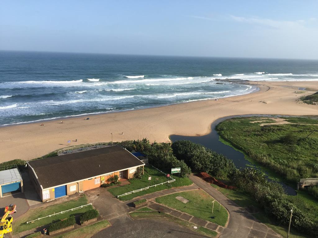 Shangri-La Beach Front Holiday Apartments Amanzimtoti Eksteriør bilde