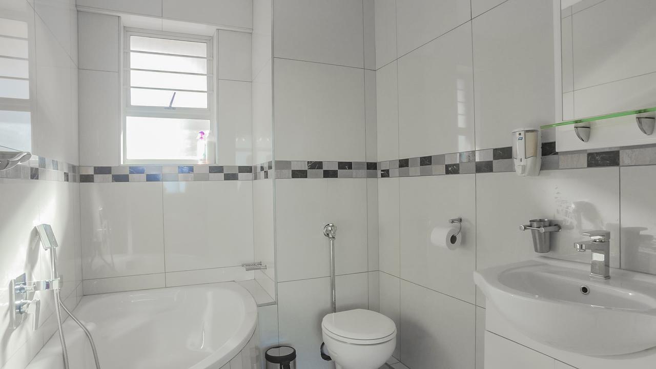 South Coast Beachfront Holiday Apartments Amanzimtoti Eksteriør bilde